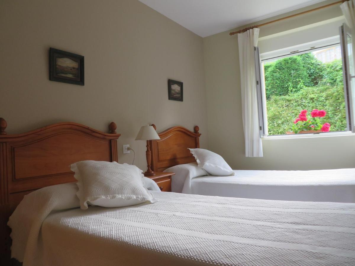 Apartamentos El Otero De Cudillero Soto de Luiña Chambre photo